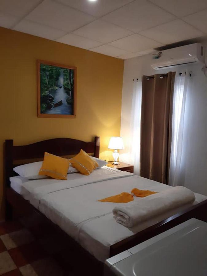 SAINT Charles Inn, Punta Gorda Belize Exterior foto