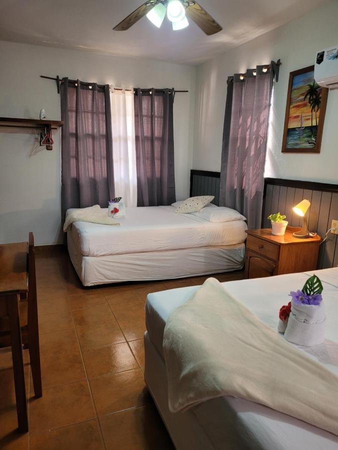 SAINT Charles Inn, Punta Gorda Belize Exterior foto